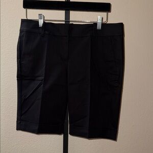 NWT $48 Ann Taylor Boardwalk Shorts Black Women's Petite Size 8P